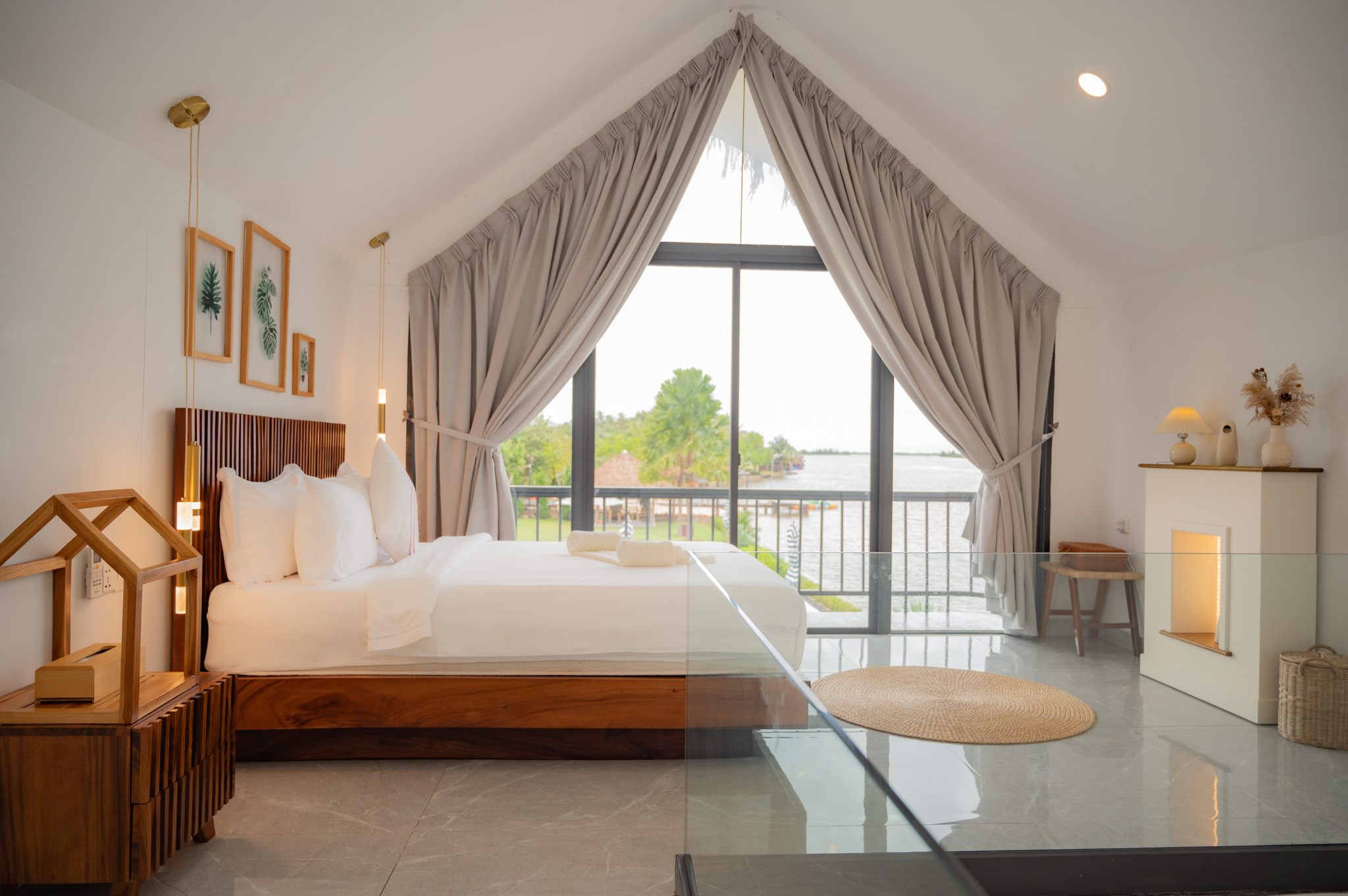 Room 1